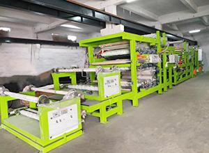 Máquina de laminado y estampado